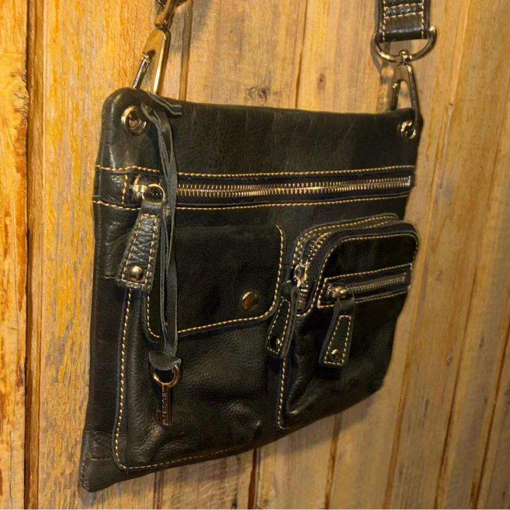 Fossil Black Leather Shoulder Bag